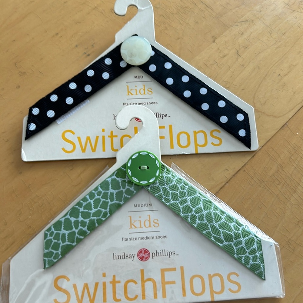 New with tags, Lindsey Phillips switch flops